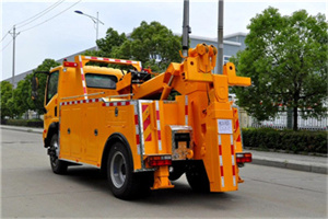 玉州高速路拖车费